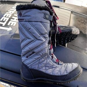 Columbia Snow Boots. Worn 1 time. Girls size 1